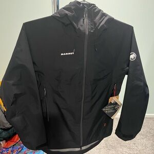 Mammut Black Crater IV Hooded jacket-women’s